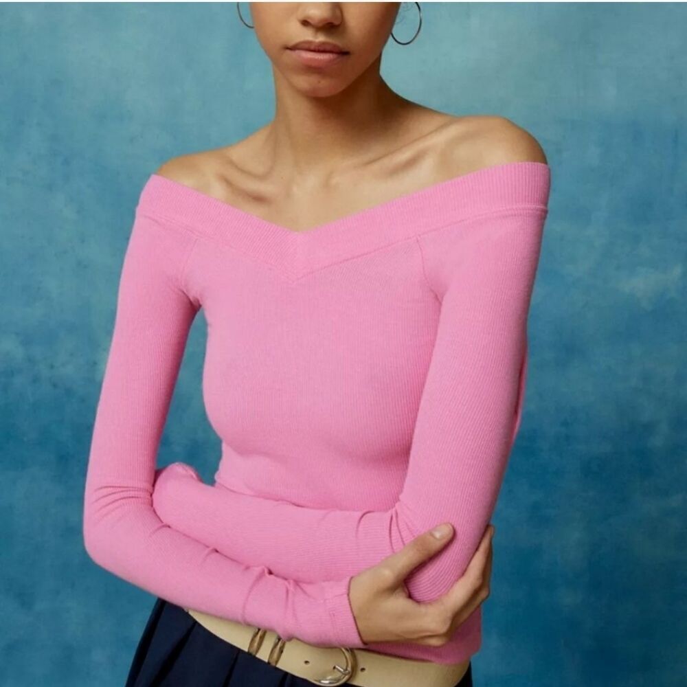 NWOT BDG Urban Outfitters Long Sleeve V-Neck Top - Picture 6 of 6